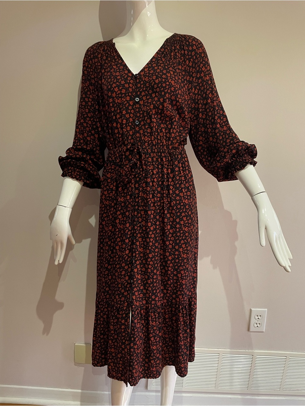 Black Midi Dress with Rust Floral Print and V-Neck